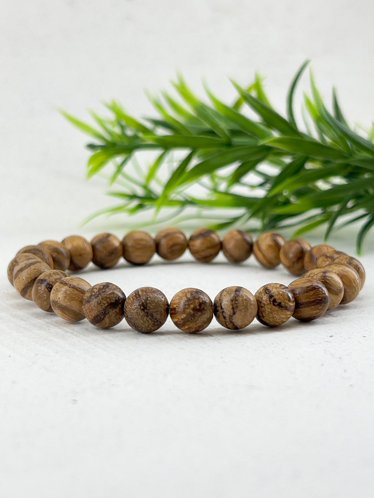 Bracelet en bois mala aquilaria 8mm