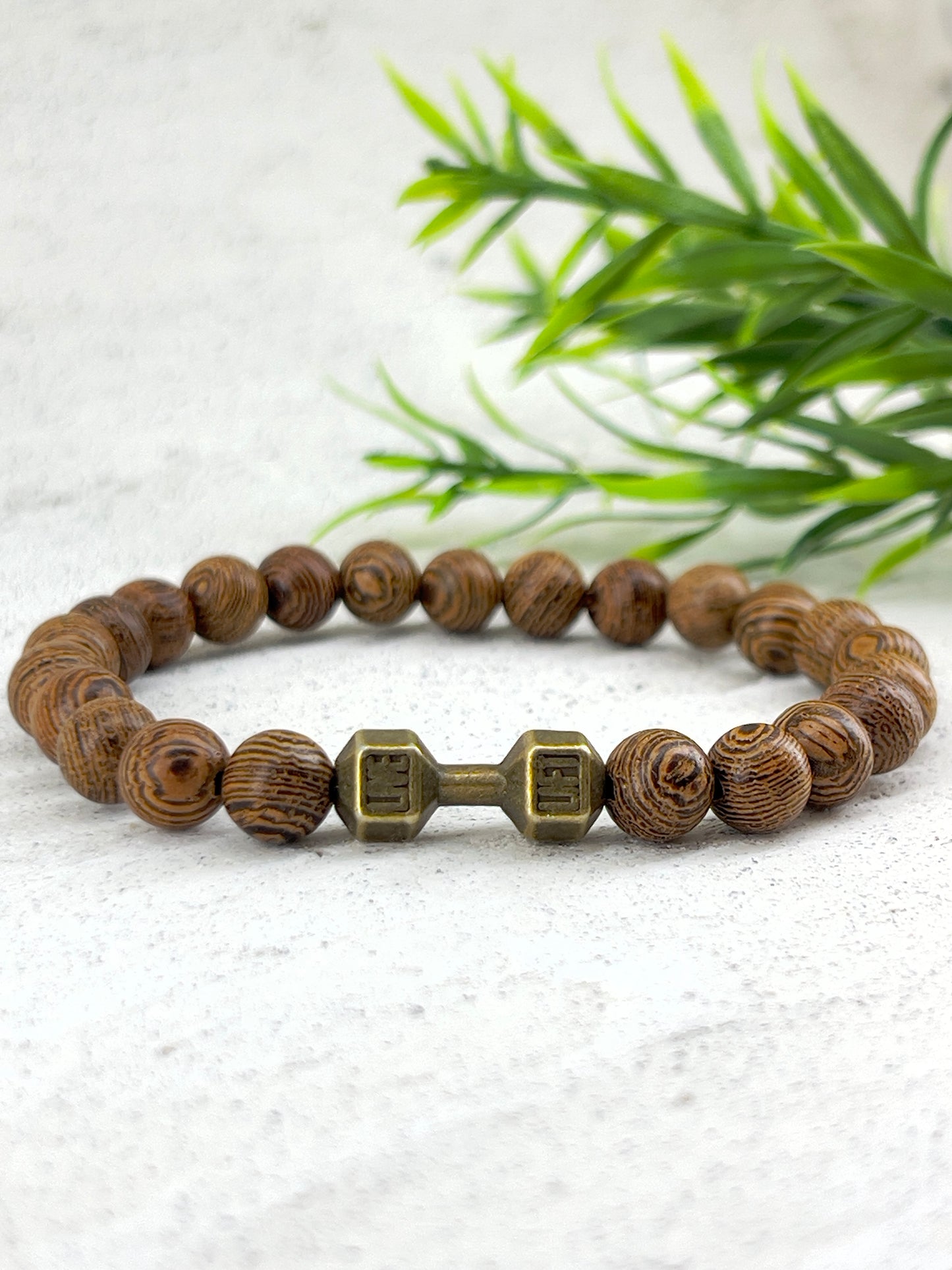 Bracelet 8mm bois wenge avec haltère métal ~ Tailles personnalisées