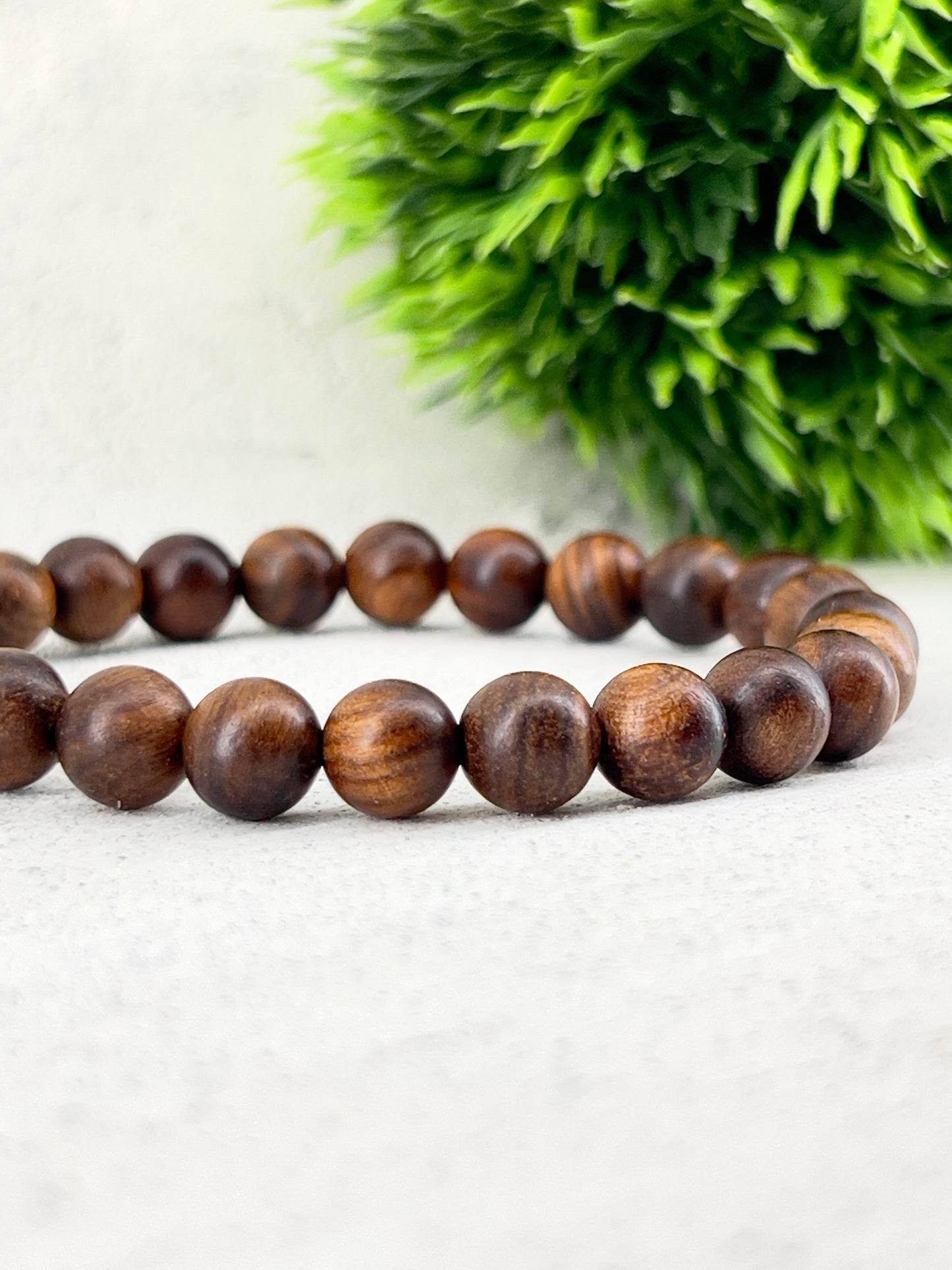 Bracelet mala en bois naturelle padouk africain 8mm ~ Taille personnalisée ~ bracelet africain