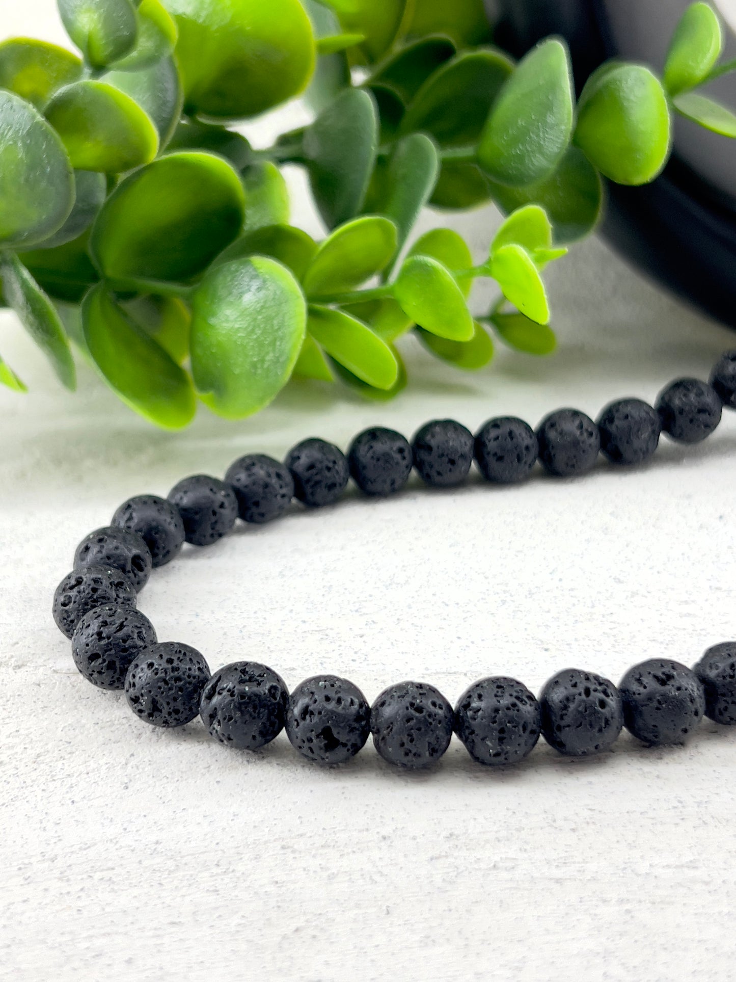 Collier 8mm diffuseur en pierre de lave noir ~ Taille personnalisée ~ collier aromathérapie ~ thérapeutique | collier noir