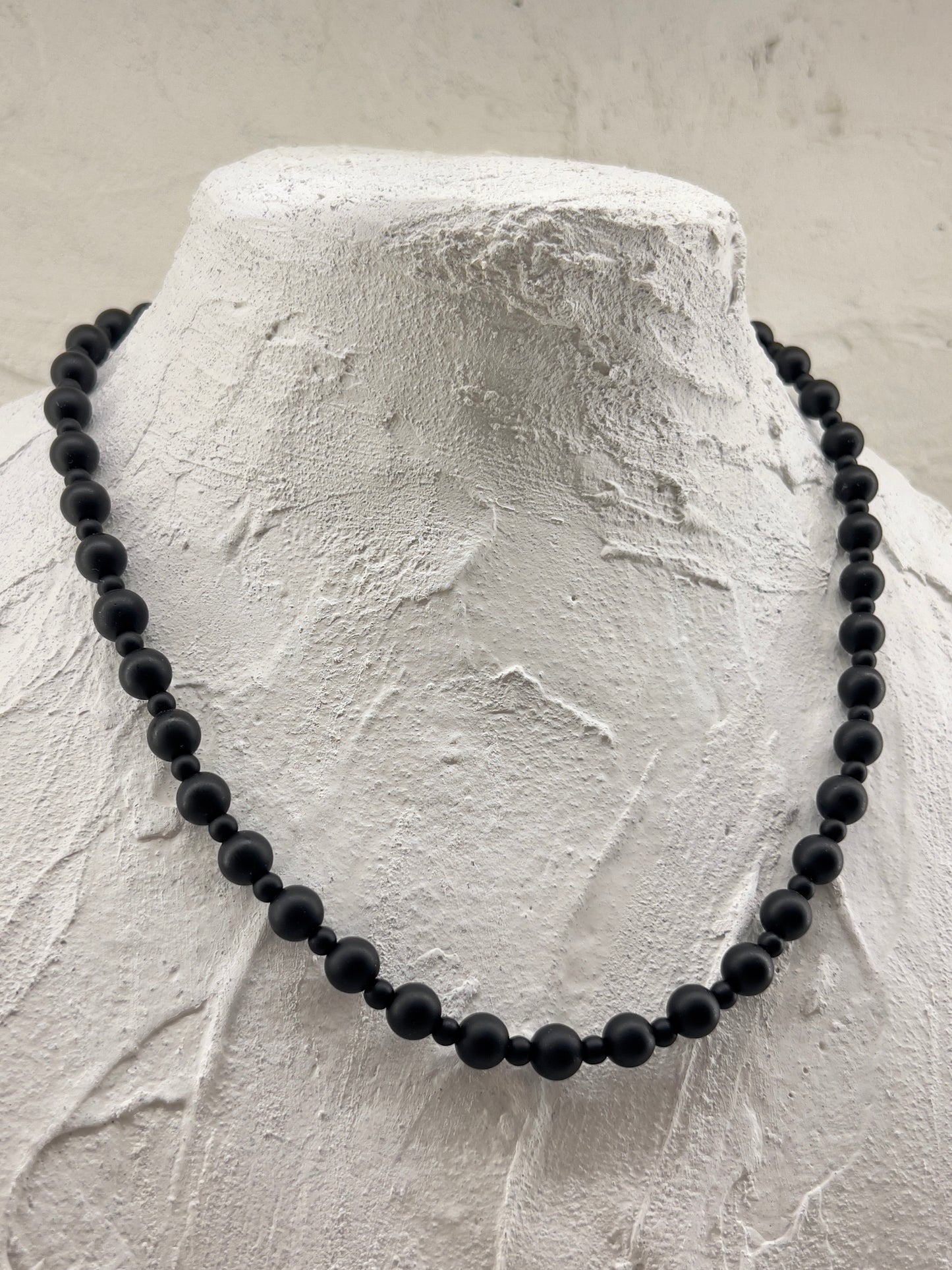 Natural stone matte black onyx stone necklace