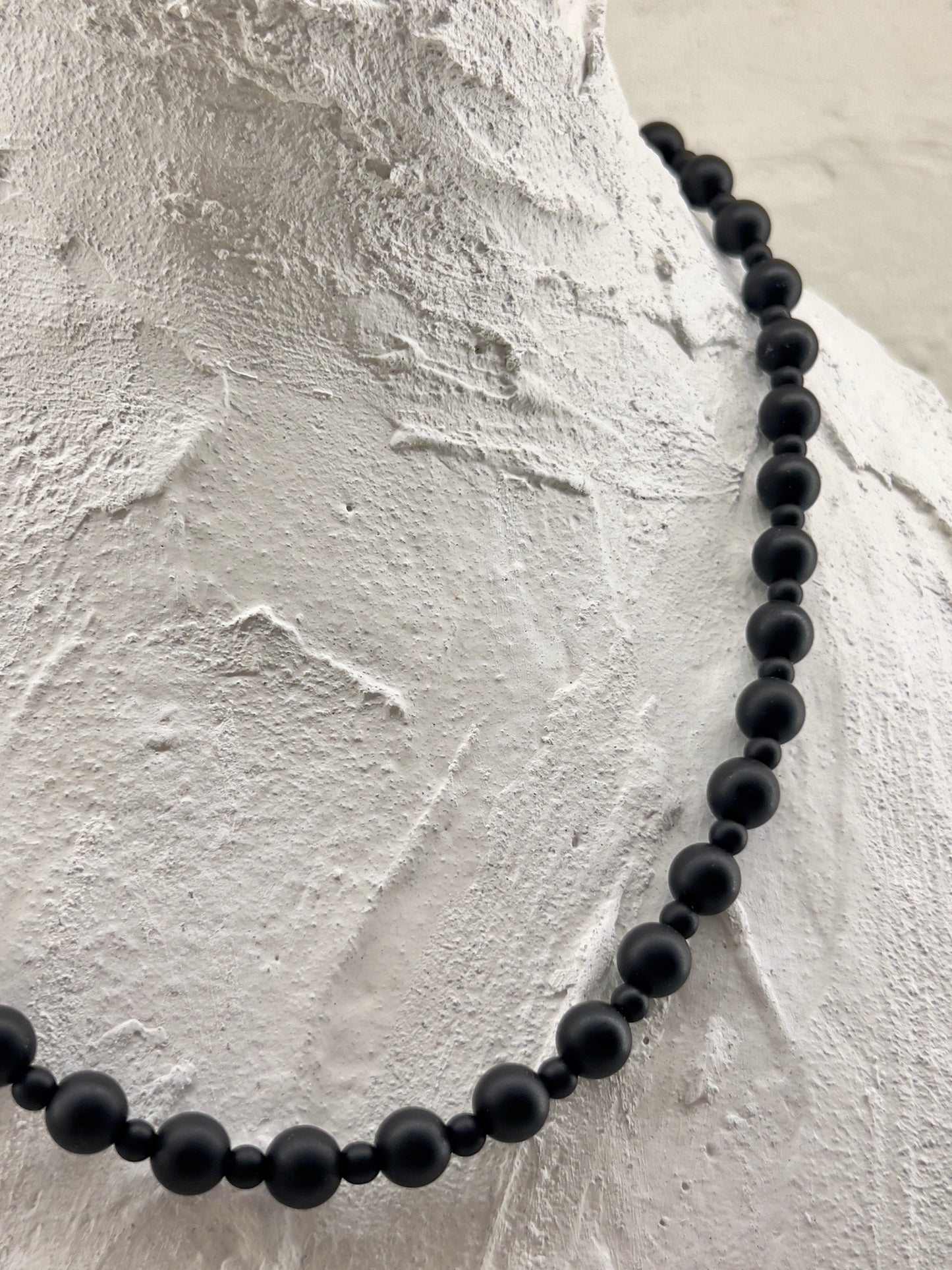 Natural stone matte black onyx stone necklace