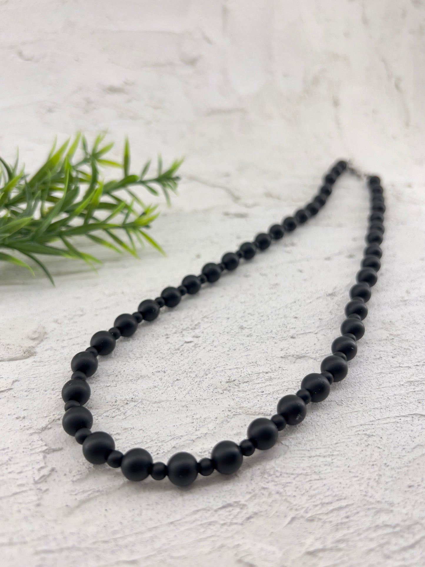 Natural stone matte black onyx stone necklace