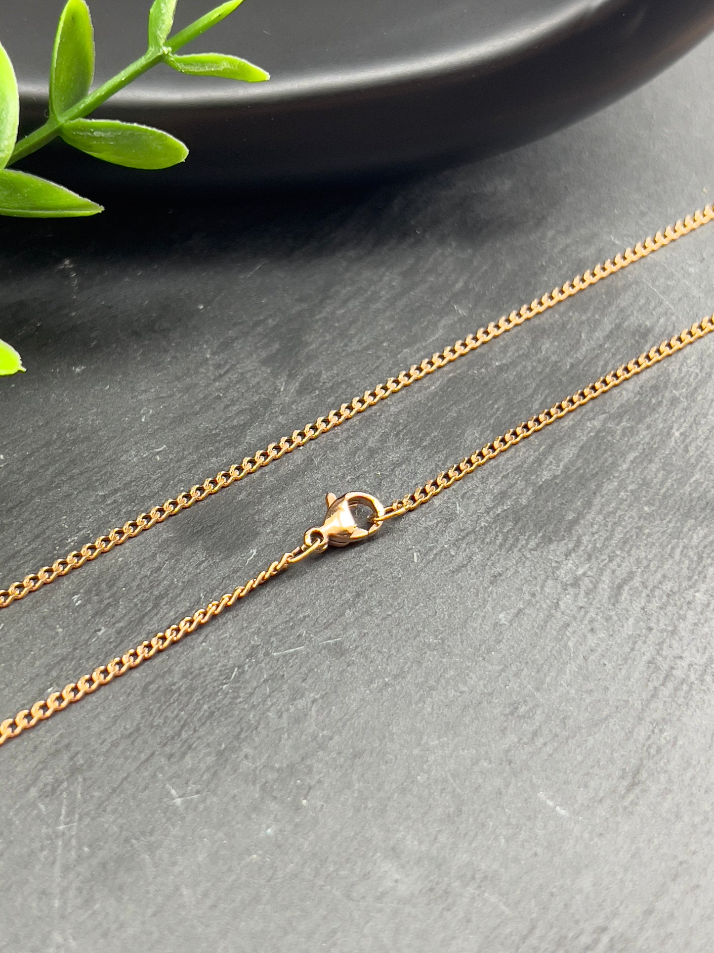 Collier Chaîne fine gourmette coupe diamant en acier inoxydable 2mm or rose | longueur personnalisable