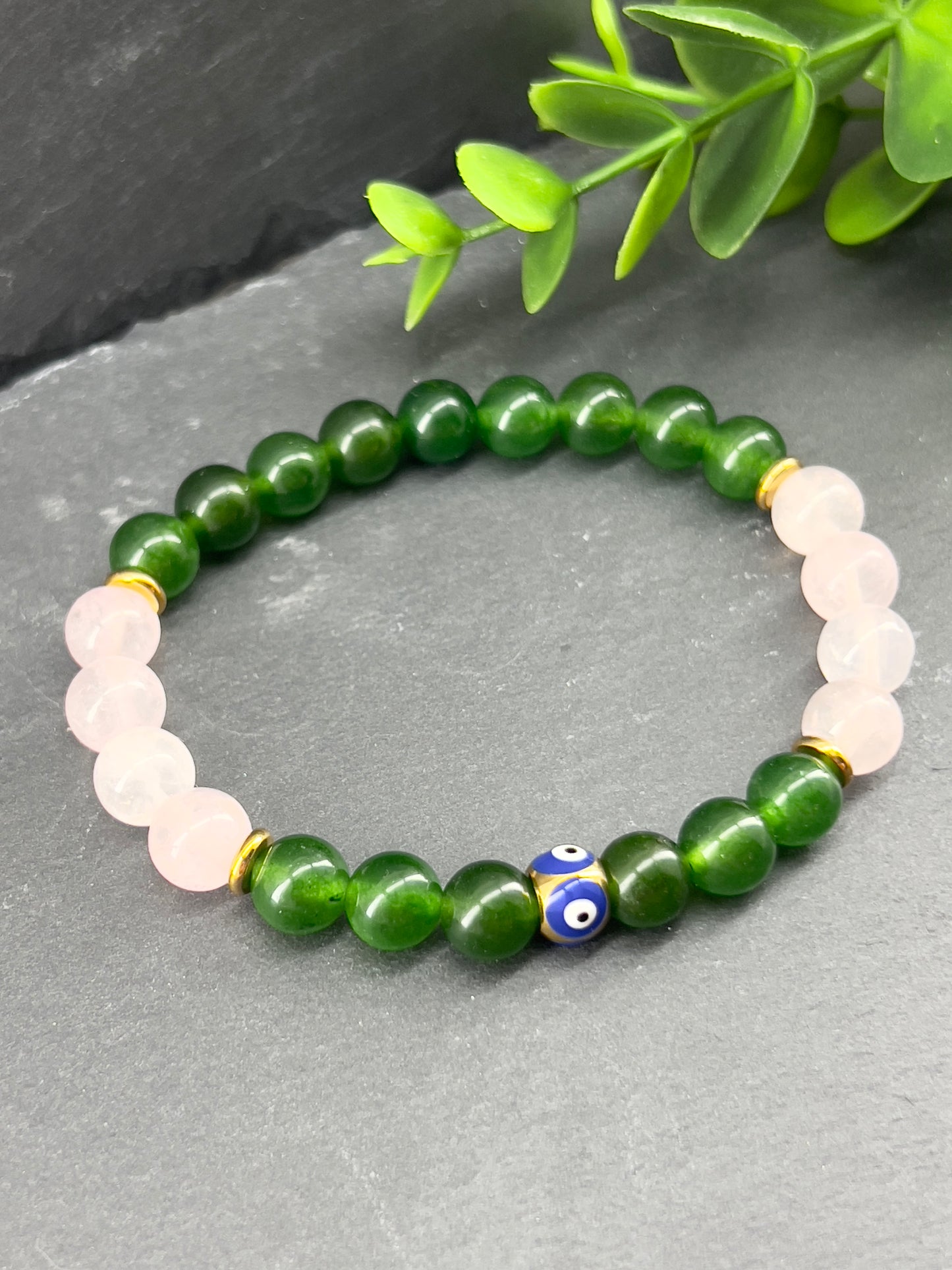 Bracelet mauvais œil en pierres précieuses Quartz rose et Jade vert~ Tailles personnalisées.